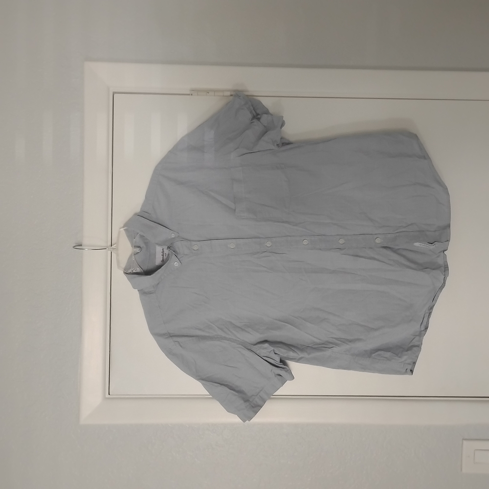 Goodfellow & Co. Light Blue Casual Button Down Shirt